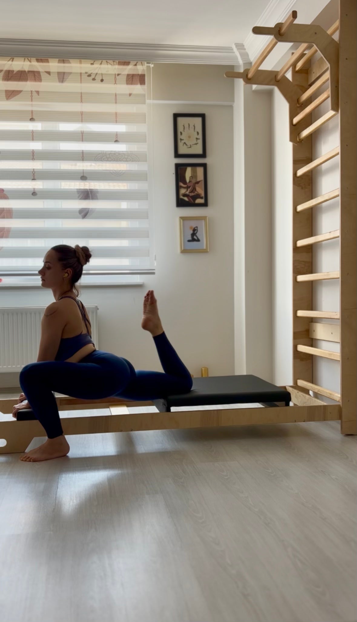 Doğal Şeffaf Vernikli Ahşap İsveç Duvarı + Reformer Pilates Seti