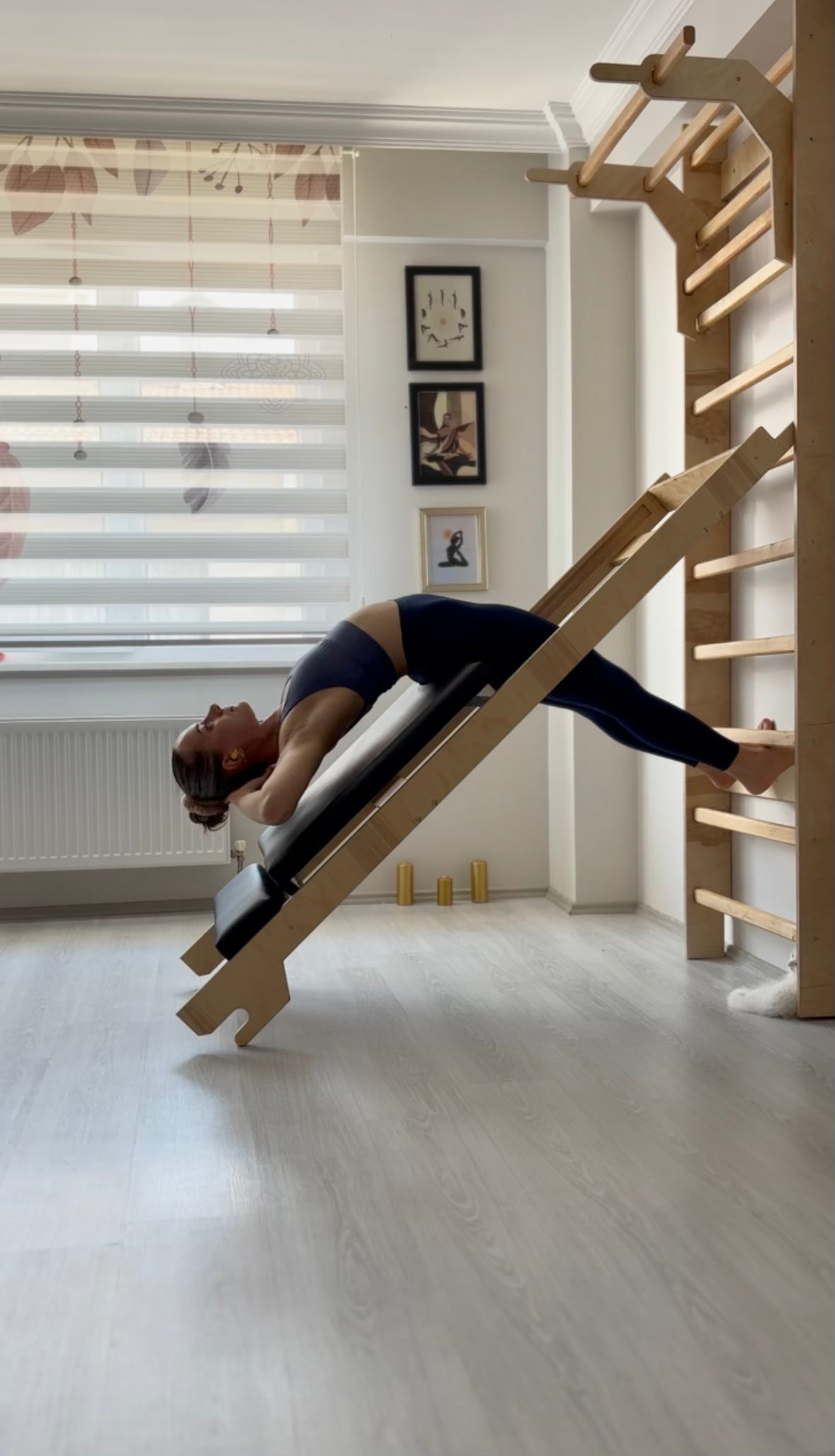 Doğal Şeffaf Vernikli Ahşap İsveç Duvarı + Reformer Pilates Seti